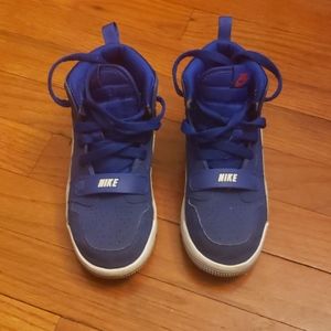 Boys Jordan Sneakers